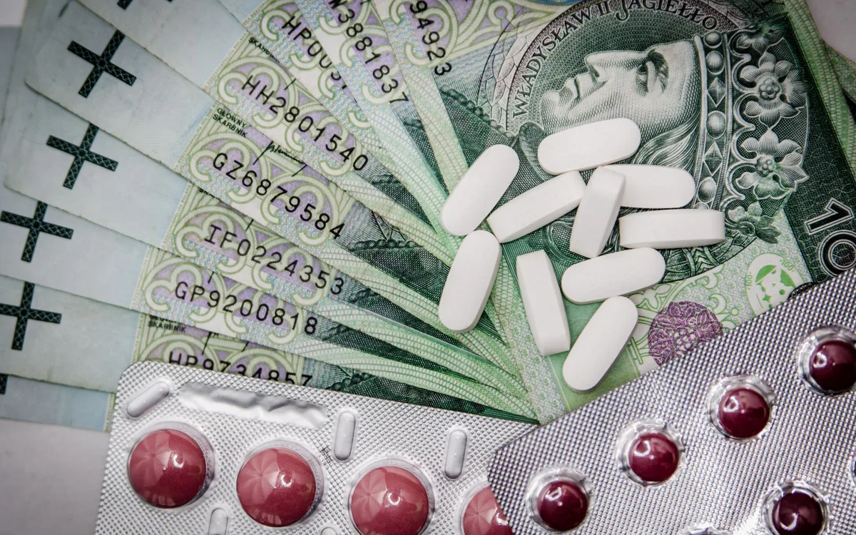 Jakie koszty i ryzyka powinny zostać ujawnione przed zleceniem sprawy?